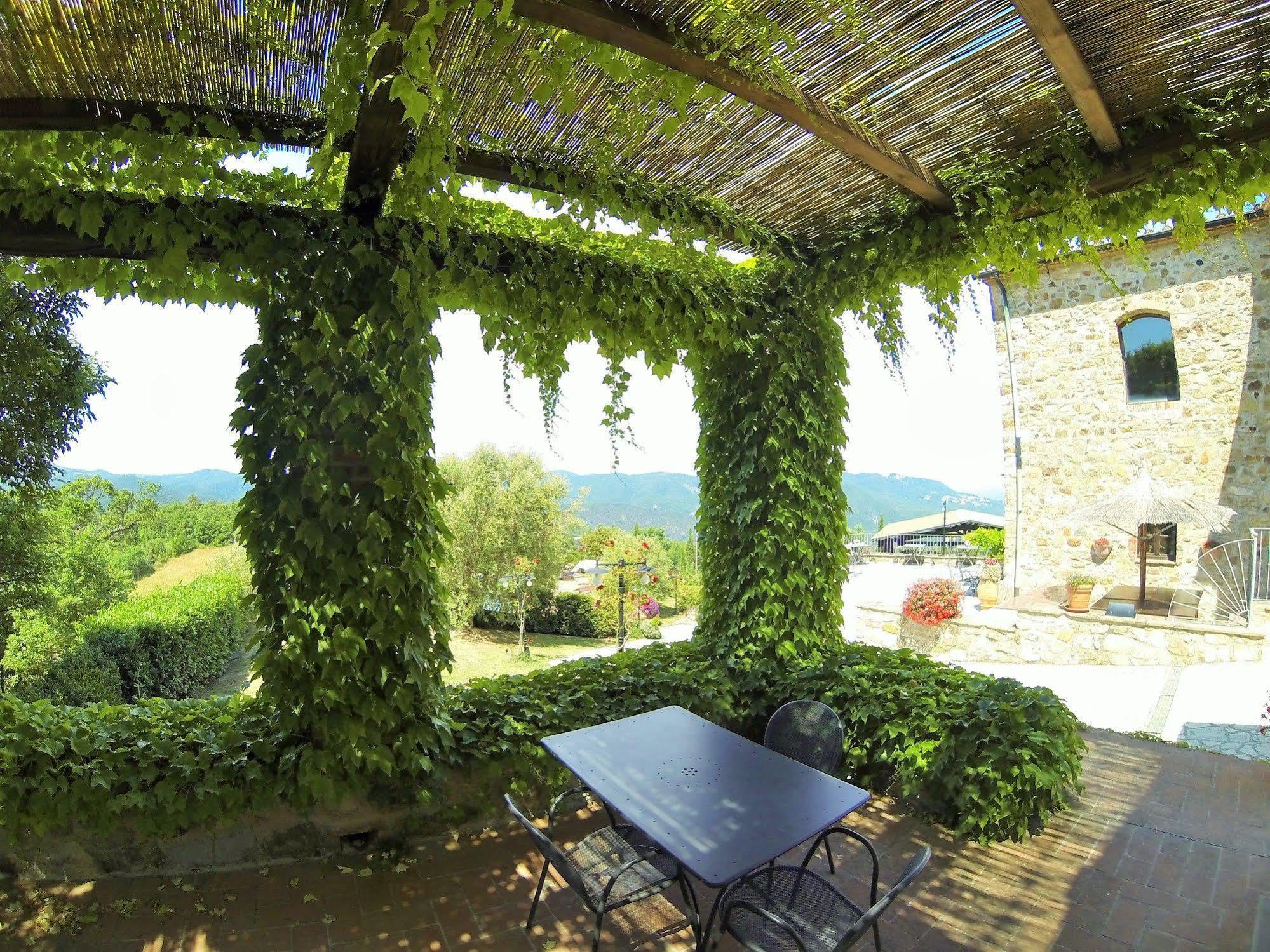 Relais Guado Al Sole Hotel Pomarance Exterior foto